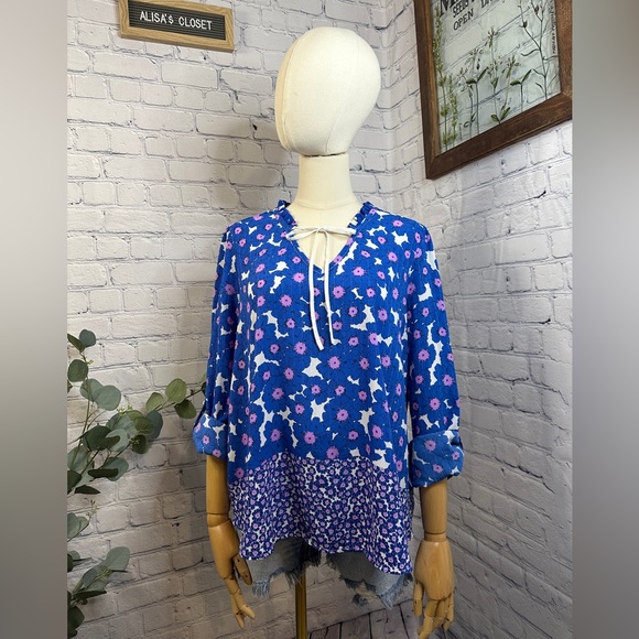 ELLE Blue and pink Floral Printed Rolled Sleeve Blouse - Picture 2 of 7